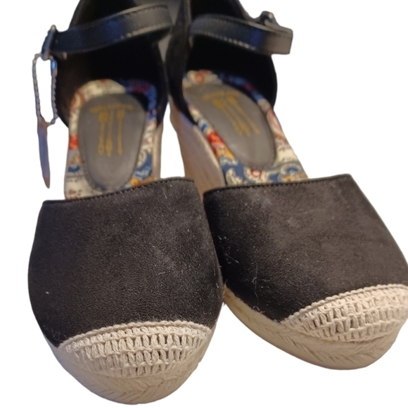 CHELSEE Girl Espadrille Sandal - Picture 3 of 10